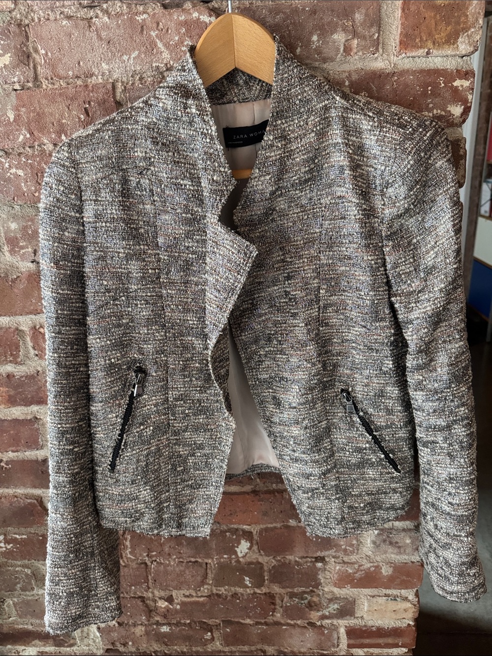 Zara Tweed Cropped Blazer in Gray and Cream Blend